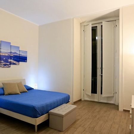 Apartcity Naples B&B Exteriör bild