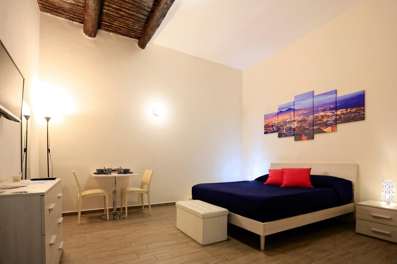 Apartcity Naples B&B Exteriör bild