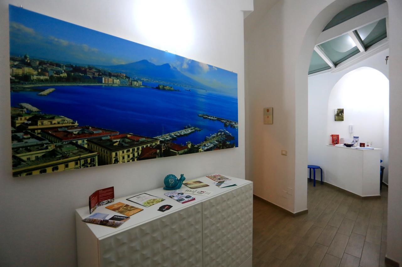 Apartcity Naples B&B Exteriör bild