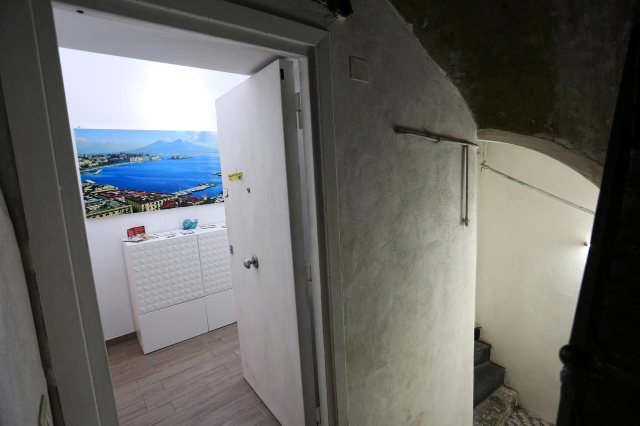 Apartcity Naples B&B Exteriör bild